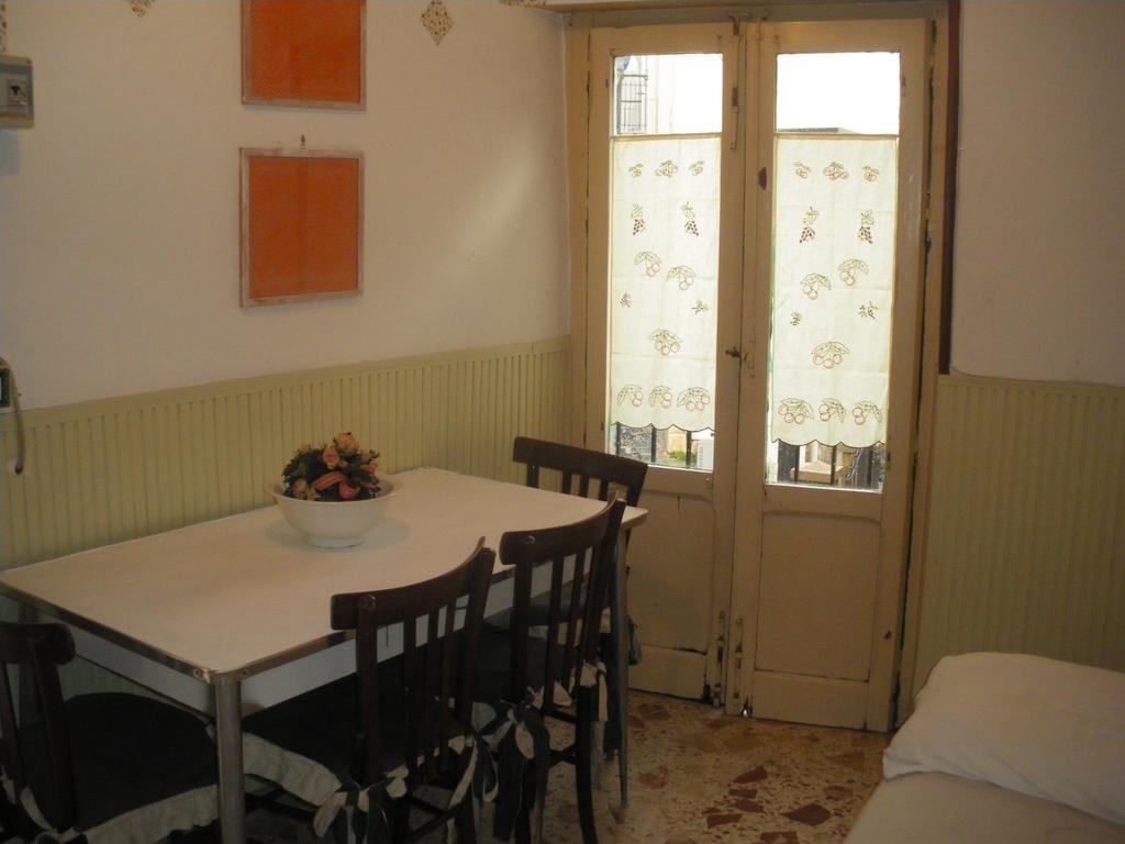 Siciliana Apartment Caronia Bagian luar foto